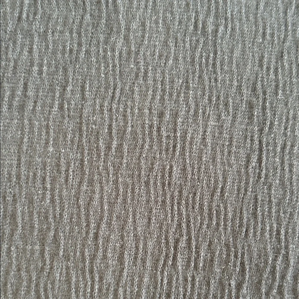 Cold Shoulder Top - Picture 4 of 7